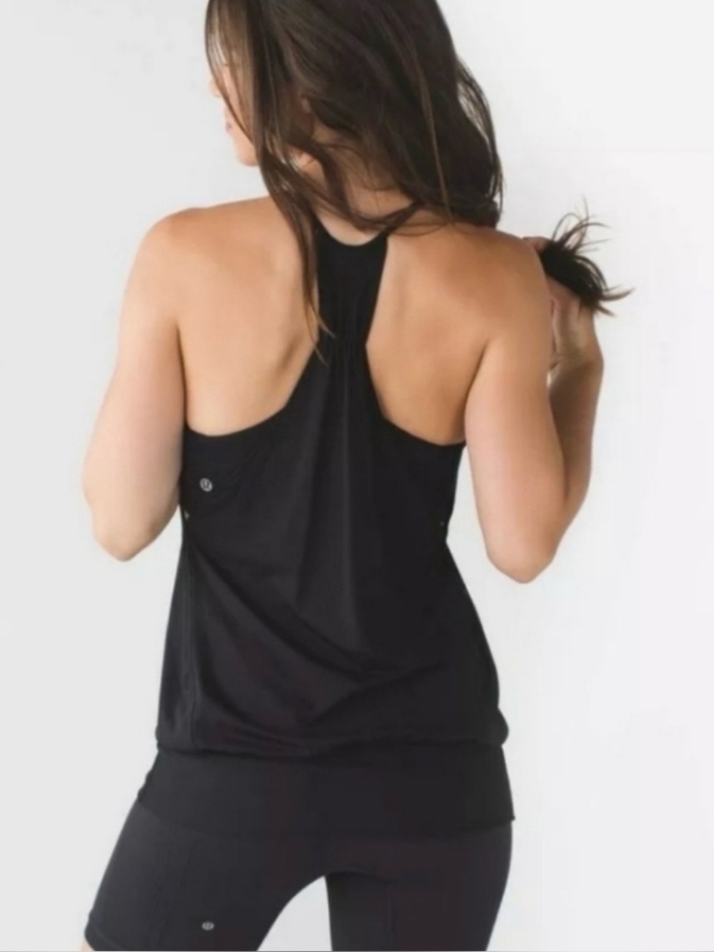 lululemon No Limits Tank Top Black Built-In Flow Y Bra Size 8 🖤